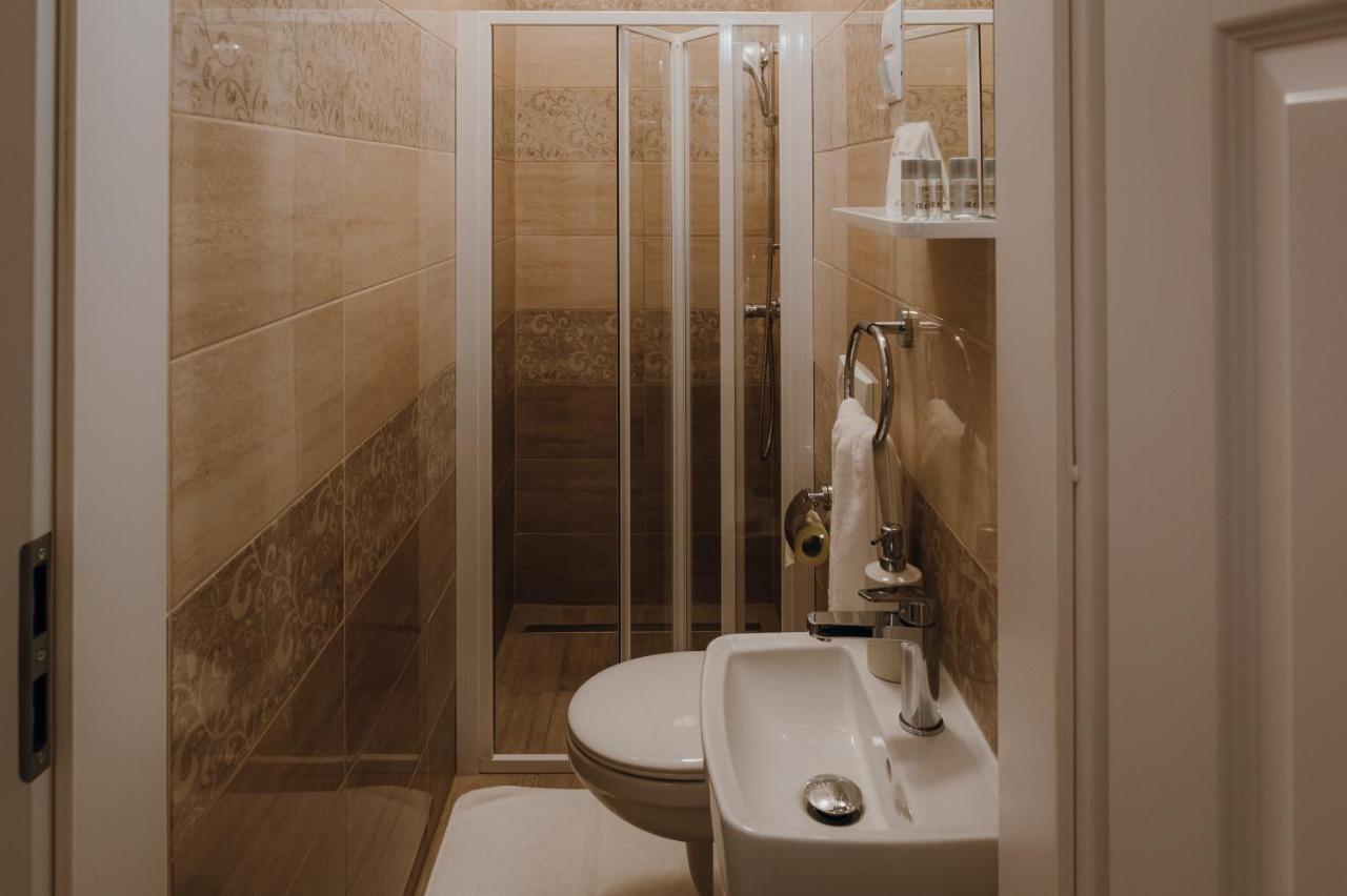 Dozsa Apartman セゲド エクステリア 写真