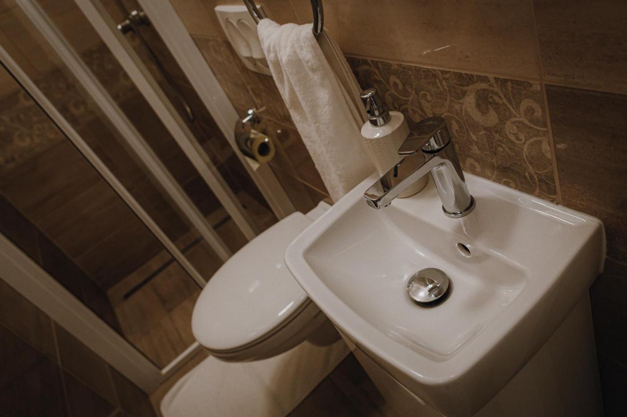 Dozsa Apartman セゲド エクステリア 写真