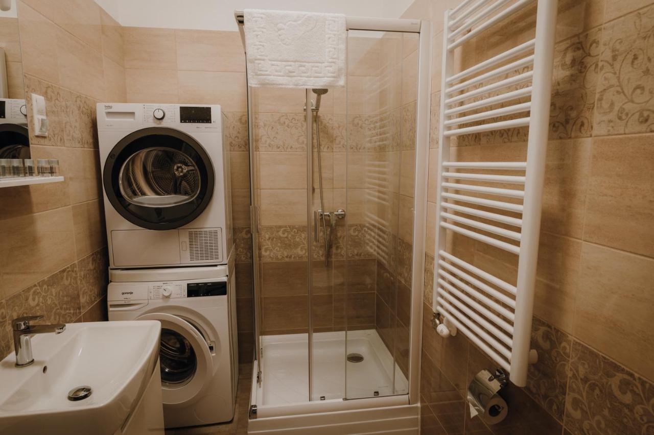 Dozsa Apartman セゲド エクステリア 写真