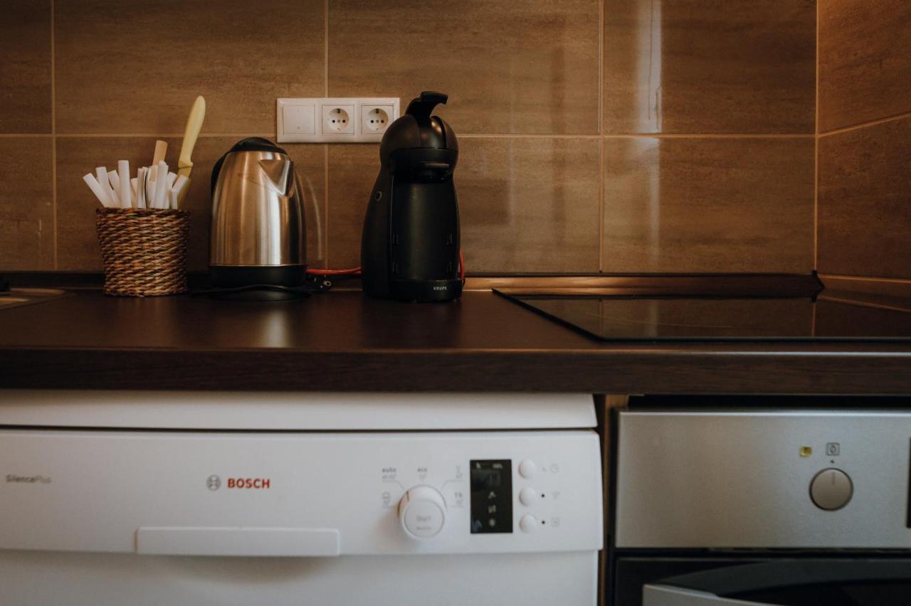 Dozsa Apartman セゲド エクステリア 写真